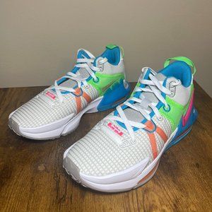 Nike Lebron Witness 7 Basketball Shoes Men's Size 9.5